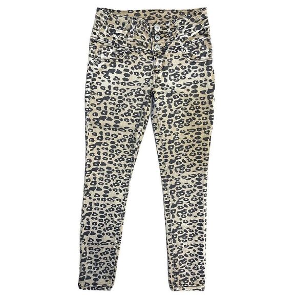 Almost Famous Women's Leopard Mid-Rise Skinny Jeans sz 9 - Picture 7 of 16